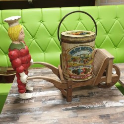 Beeld van Flipje 5 (hout)